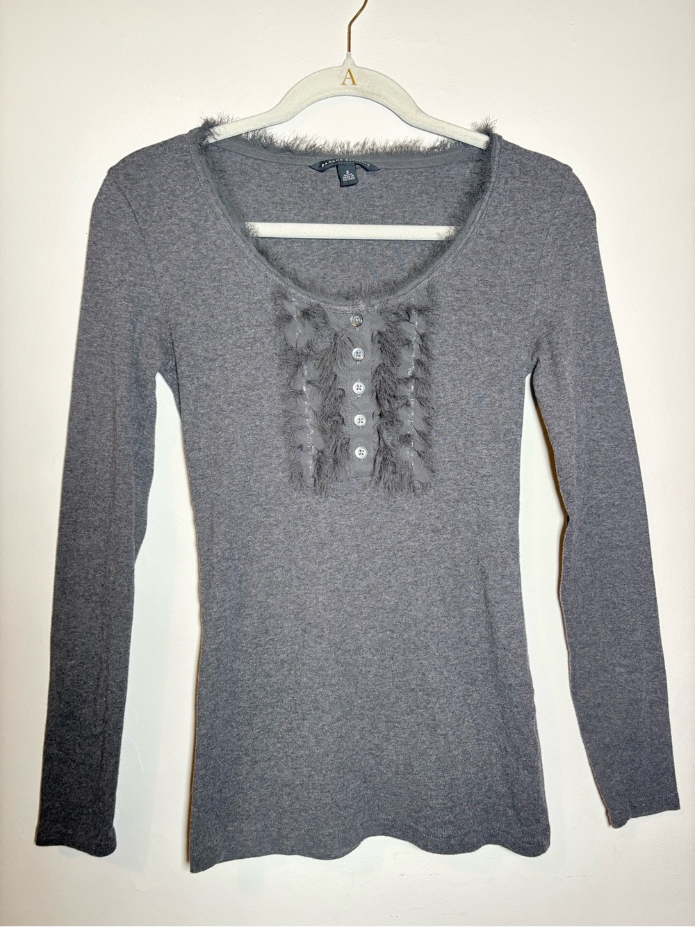 BANANA REPUBLIC SMALL GREY HENLEY TOP